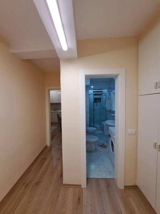 Quiet, Cozy, Luminous Apartment Tirana Esterno foto